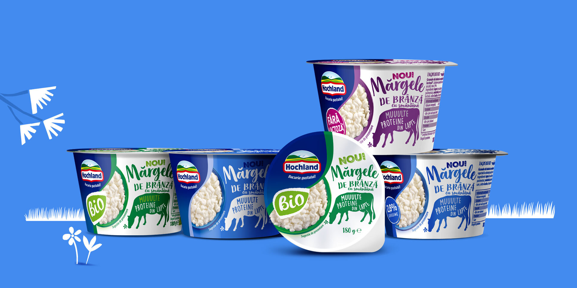 Cottage cheese packaging design for Hochland Margele de Branza line on a blue background.