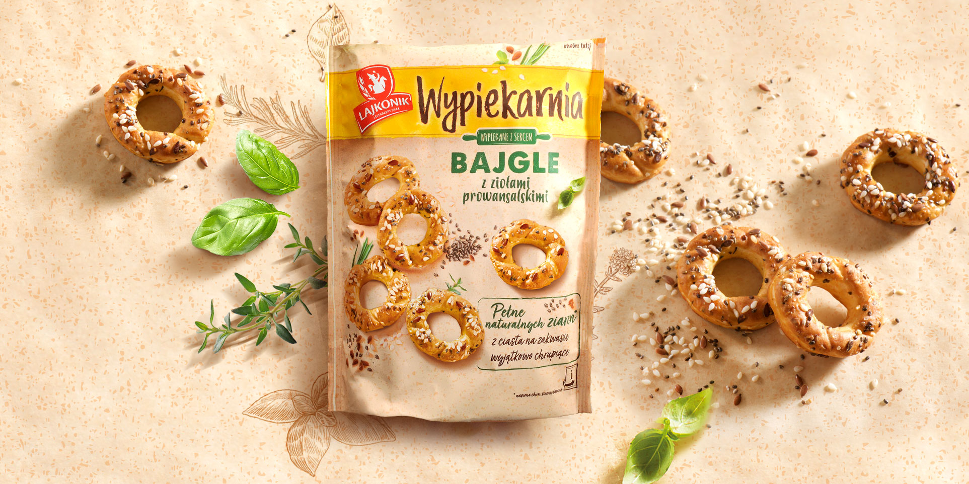 Salty snacks packaging design for Lajkonik Wypiekarnia - bagels.